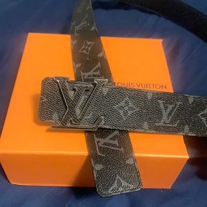 Louis Vuitton INITIALES REVERSIBLE Belt